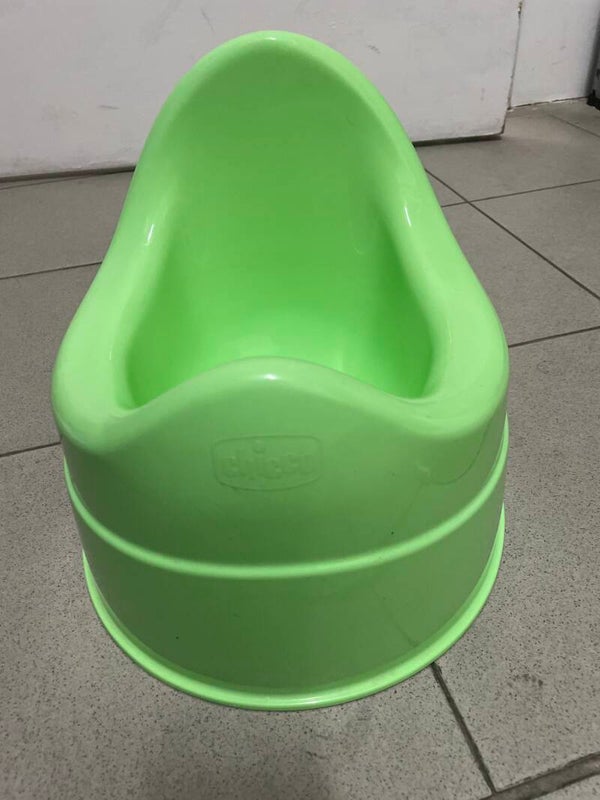 Chicco Anatomical Potty- Babies ***