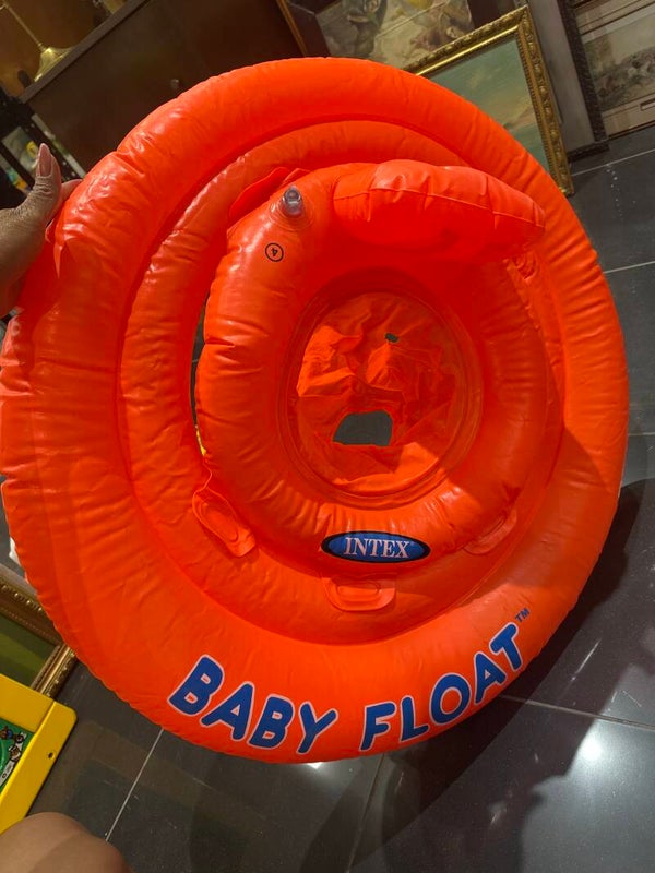 Baby float- Babies ***