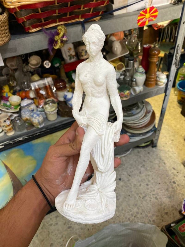 Chalk Statue - Decor