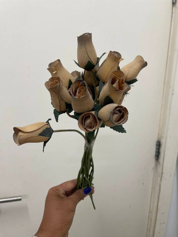Artificial flowers- Decor ***