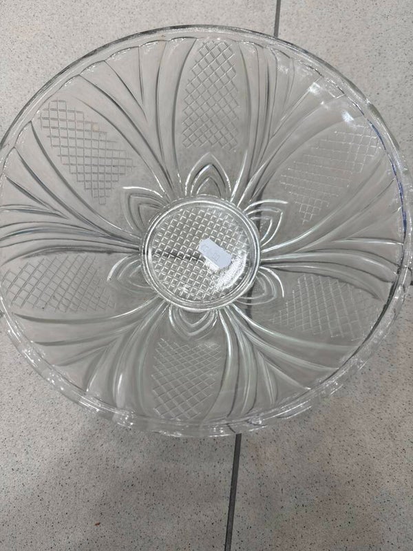 Glass serving bowl-supplies*