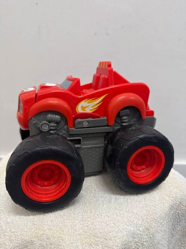 Monster Truck Transforming to Fire Engine - Toys*