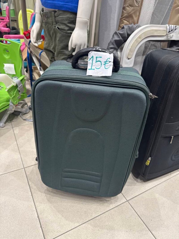 Hand Luggage - Travel*