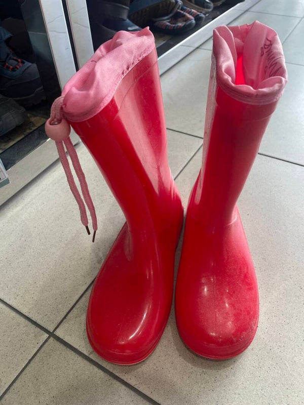 Girls Rain Boot-Size:30/31***
