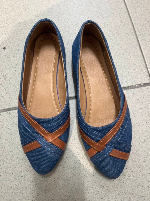 Women Shoes - Size 37