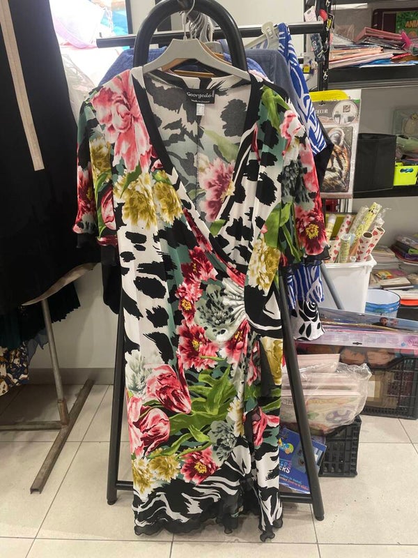 Women’s Dress - Size :-L**