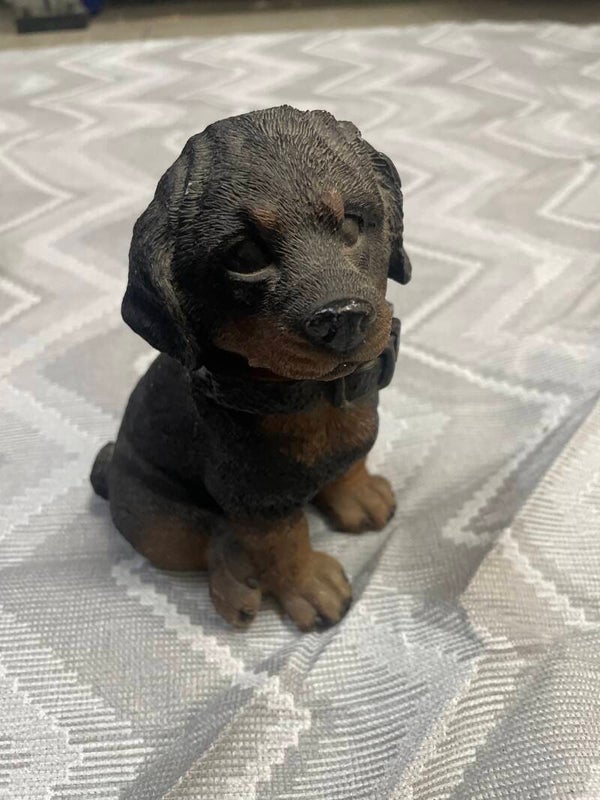 Rottweiler puppy resin figurine- Figurines ***