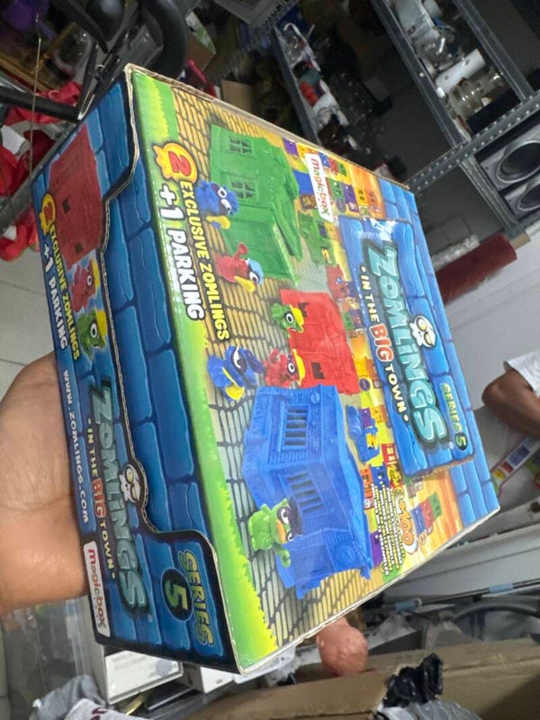 Zomlings In The Big Town - Games