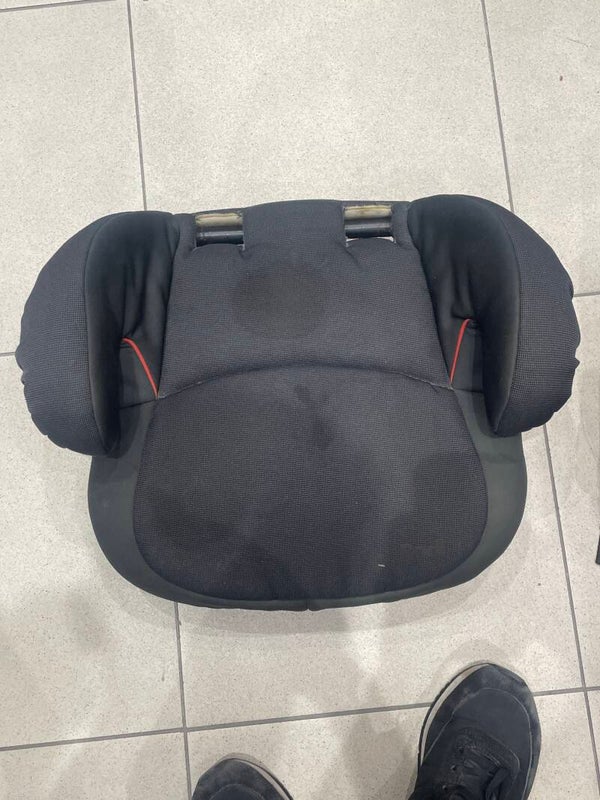 Car Booster Seat - Babies*