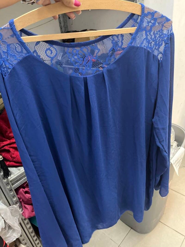 Women Tshirt-Size:L/XL*