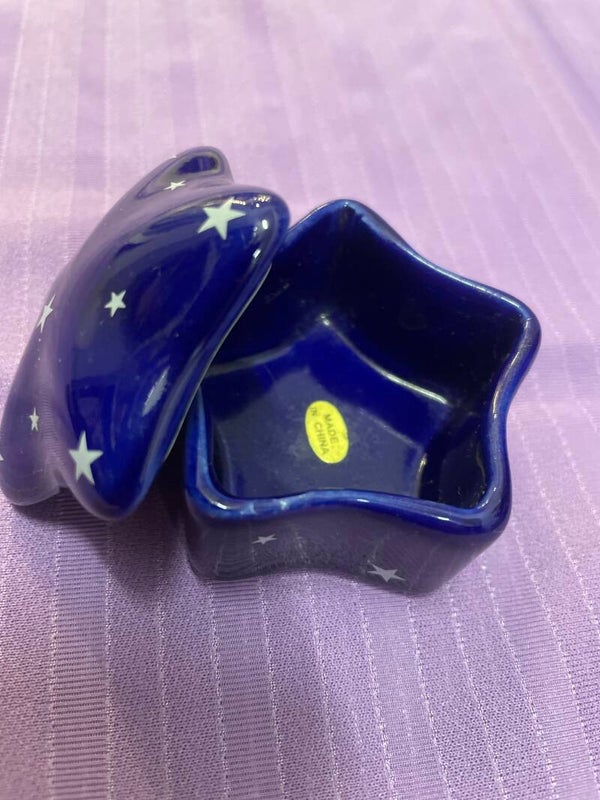 Trinket box- decor ***
