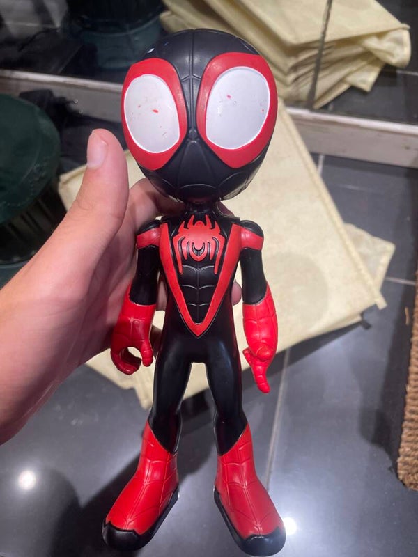 Spidey & His Amazing Friends Miles figure - toys*