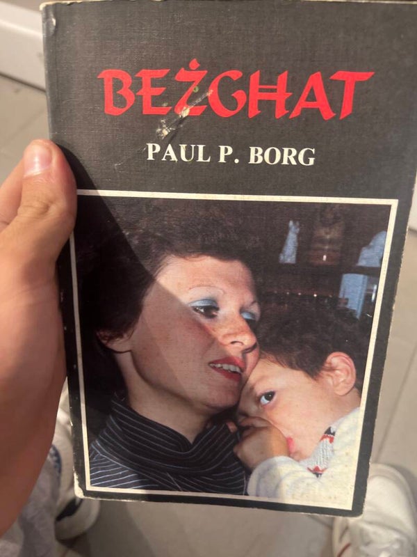 Beżgħat - Books*