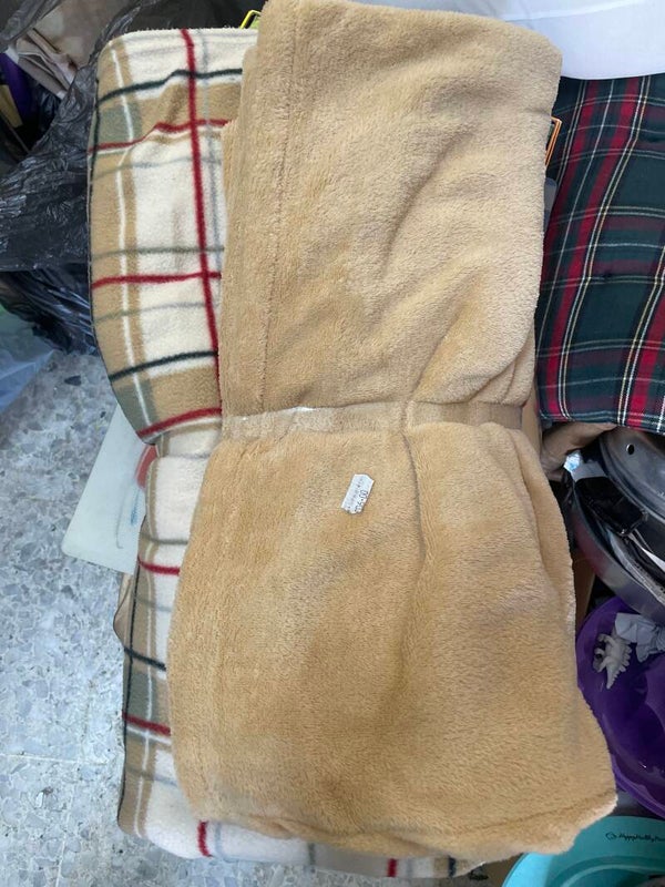 Single Bedsheet with 2 Pillow Covers - Supplies