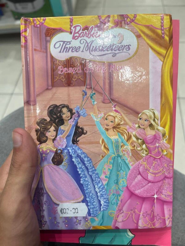 Barbie and The Three musketeers - Books*
