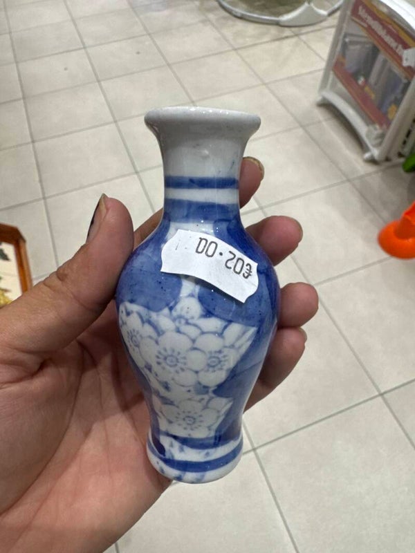 Small Mini Vase-Decor***