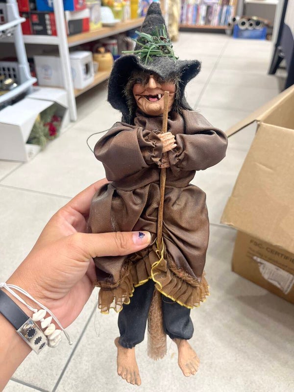 La Befana - Halloween