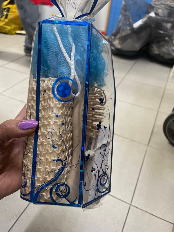 Bath gift set- Gifts ***