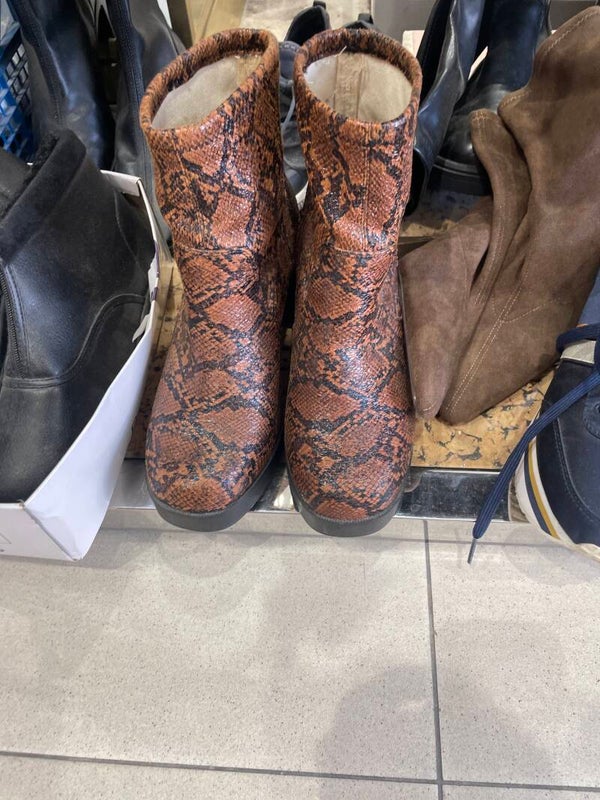 Women Boots - Size 9