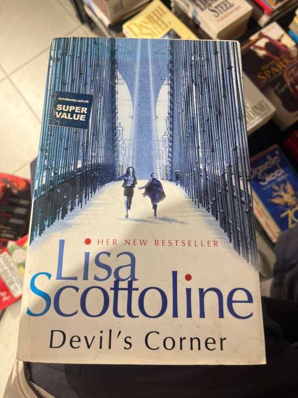 Devil’s Corner- Lisa Scottoline - books***