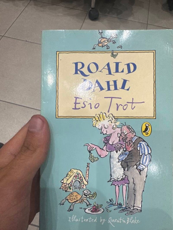 Esio trot - books*