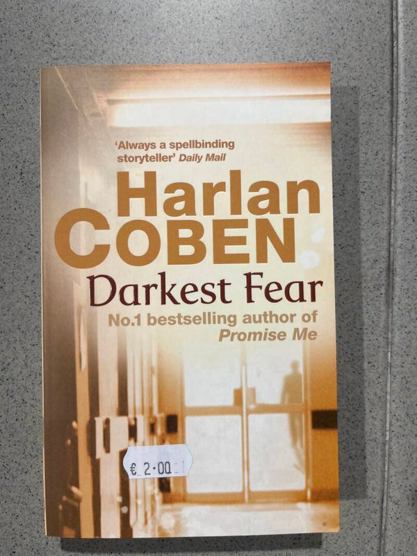 Darkes Fear- Books***