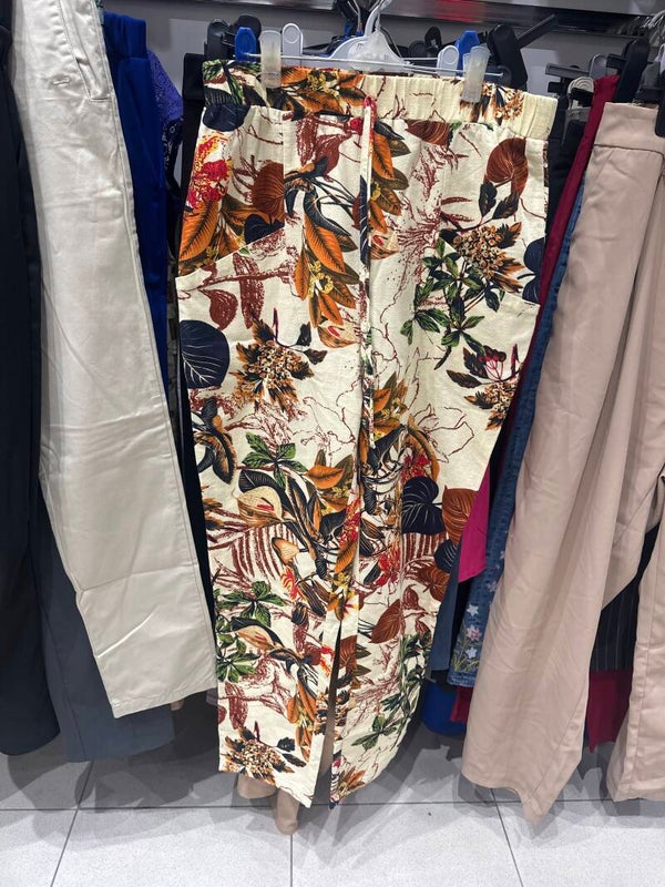 Women Trouser -Size Large***