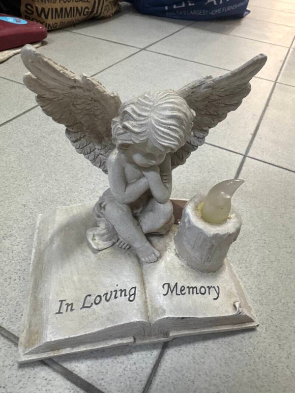 Memorial Angel Statue- figurines***