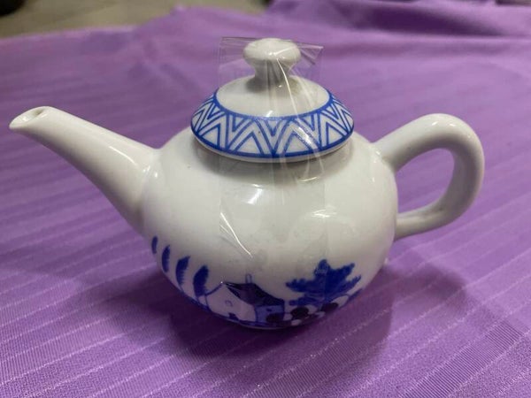 White Porcelain Mini Teapot - Collectibles
