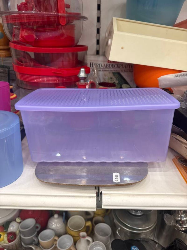 Plastic storage Box -Supplies ****