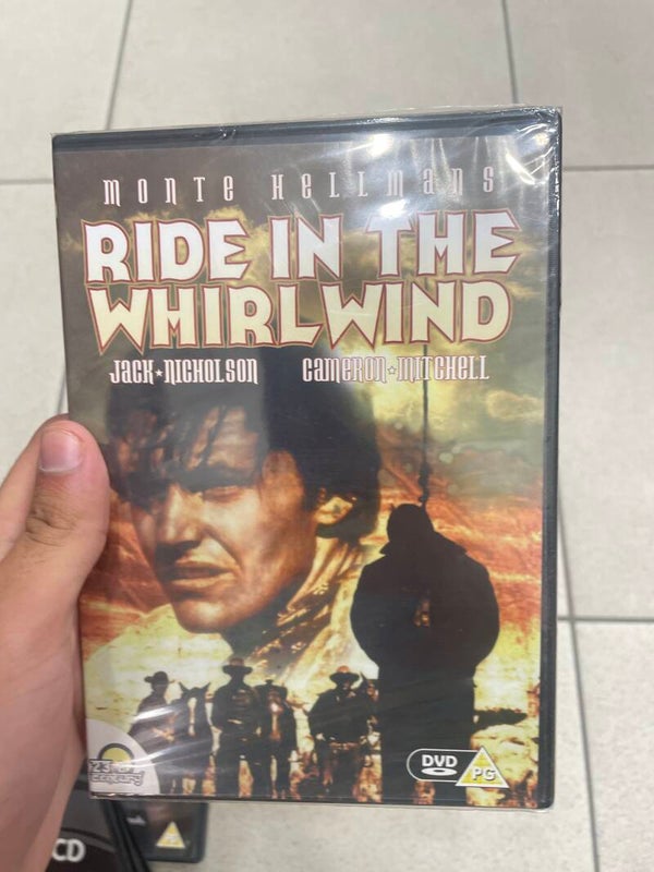 Ride in the whirlwind - Movies*