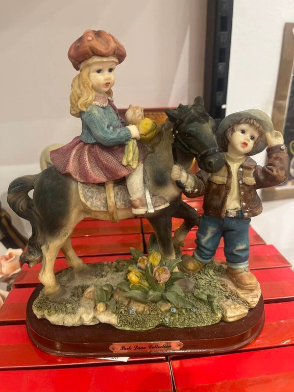 Park Lane Collection - Figurines