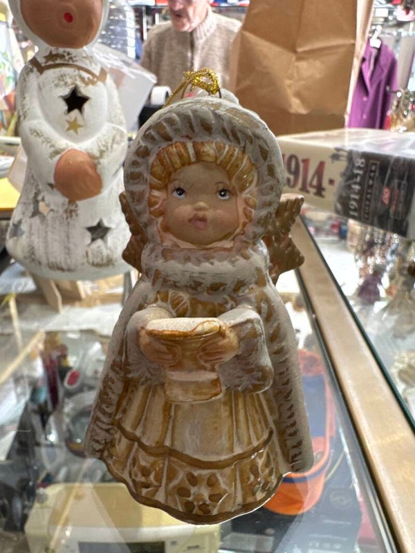 Angle Bell - Figurines