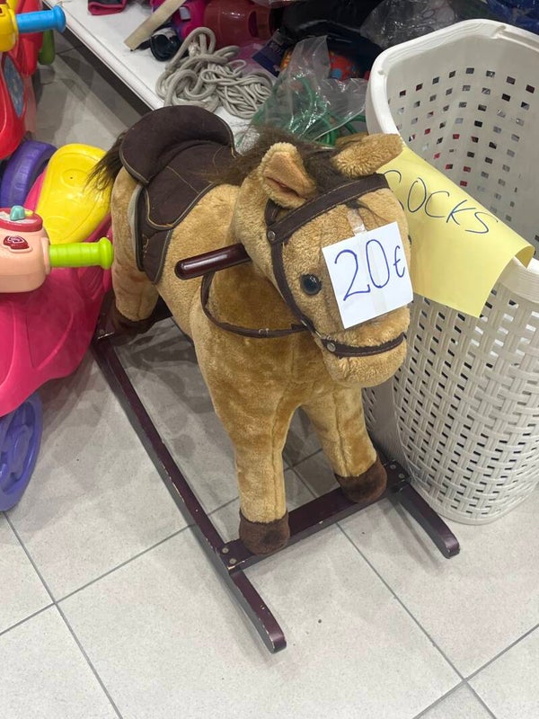 Rideable horse toy - toys*