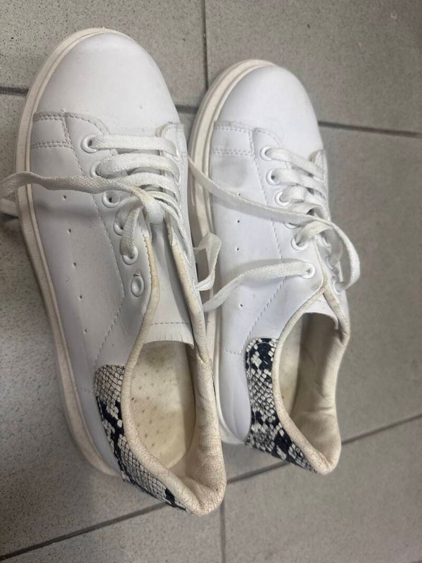Ladies shoes size 40- Shoes***