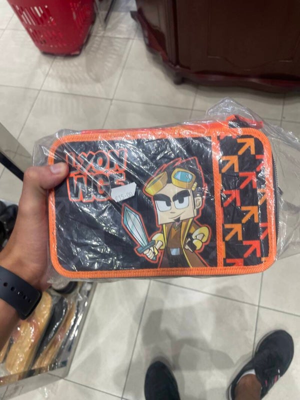 Lyon Wge pencil case - Stationary*