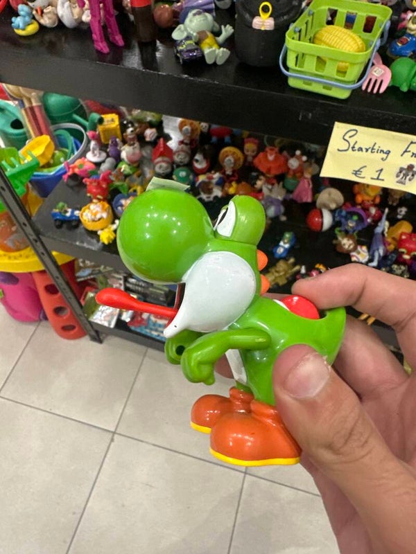 Yoshi - Toys