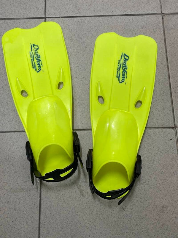 Danyong Dive Series fins Size 36-38- Summer ***