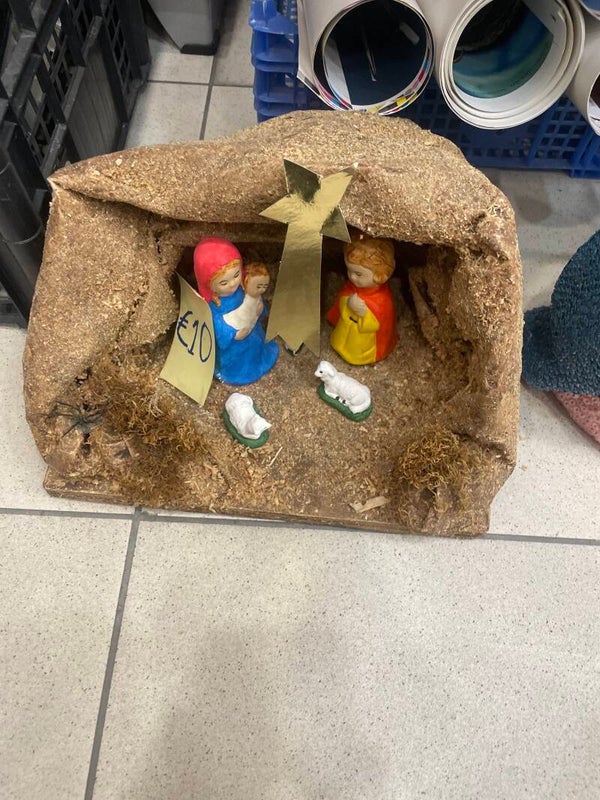 Miniature Crib - Crafts - Christmas