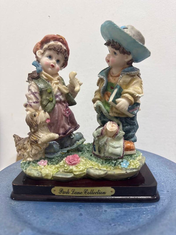 Park lane collection- Figurines***
