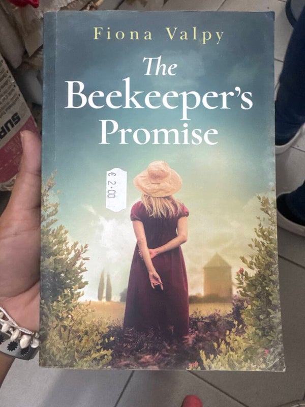 The Beekeeper’s Promise - Books***