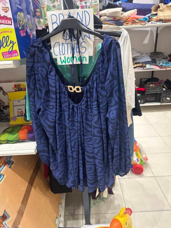 Women Top - New - Size Large