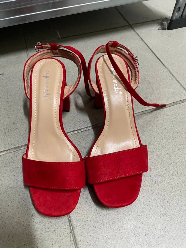 Women Shoes -Size 39**