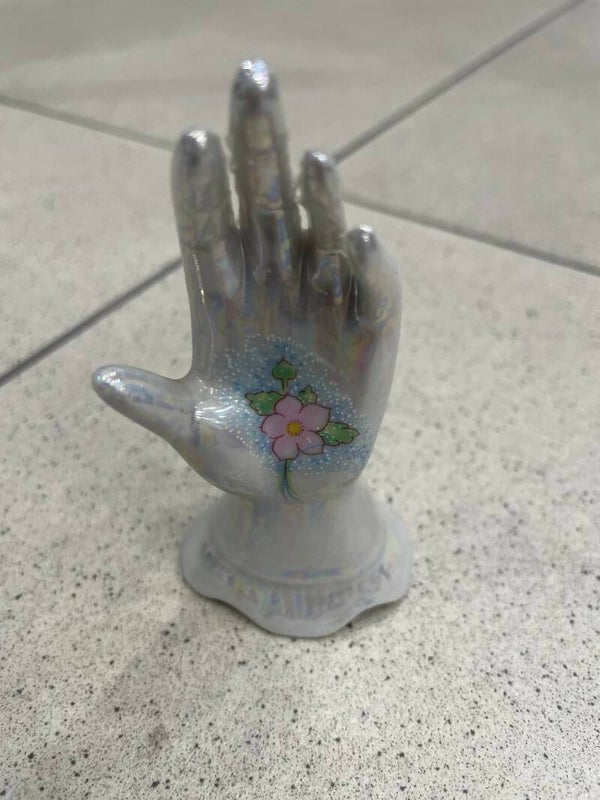 Ceramic Hand-Decor*