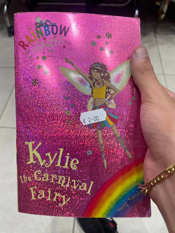 Kylie The Carnival Party - Books