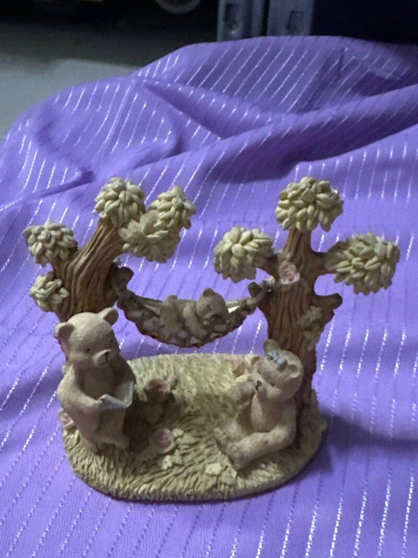 Teddies figurines***