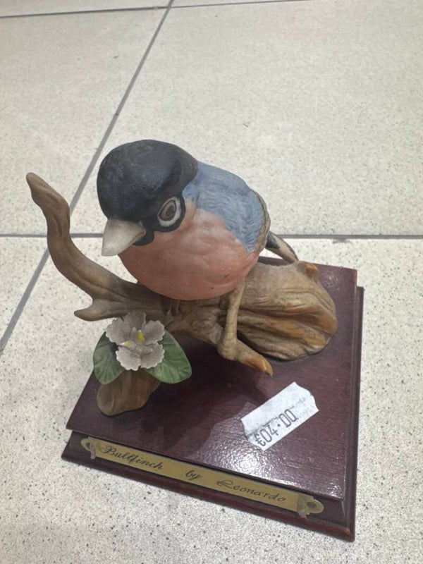 Bird Figurine - Figurines