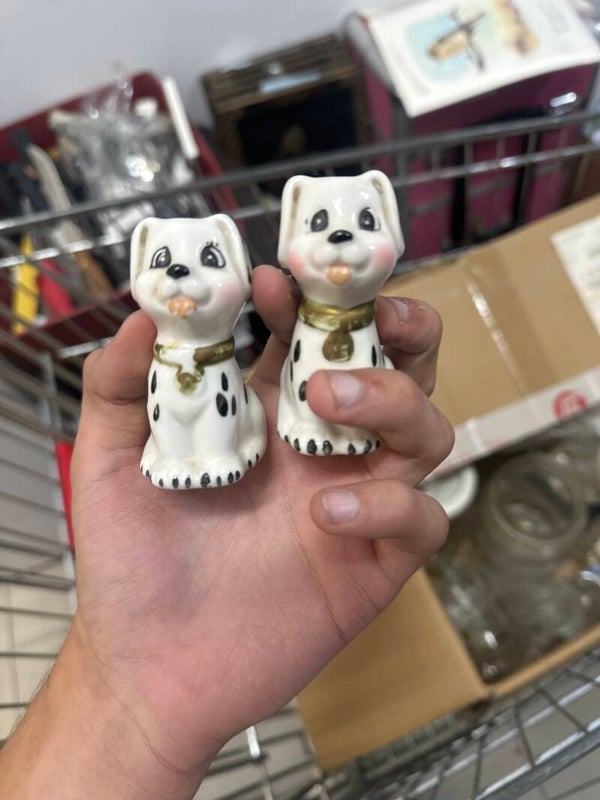 Dalmatian salt and pepper shaker - supplies*