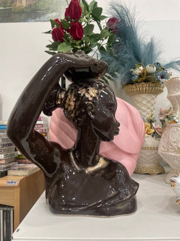 Afro Lady Porcelain Sculpture - Decor