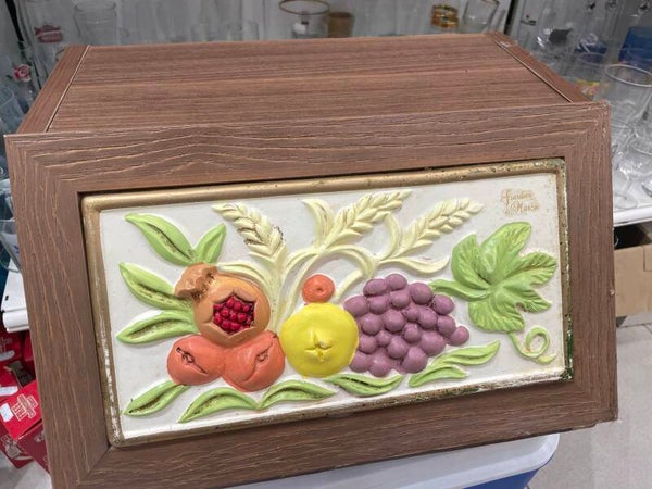 Vintage bread box- Supplies ***